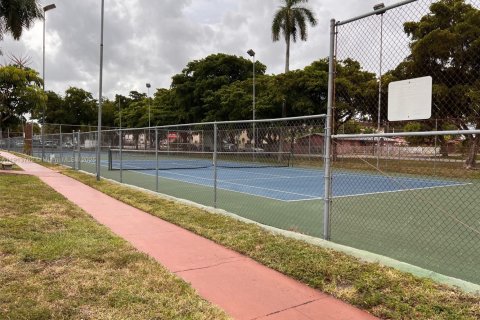 Copropriété à vendre à North Miami, Floride: 1 chambre, 75.81 m2 № 2034737 - photo 19