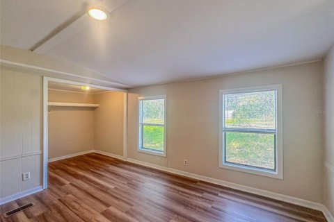 Commercial property in Auburndale, Florida 8 bedrooms, 309.92 sq.m. № 1546537 - photo 8