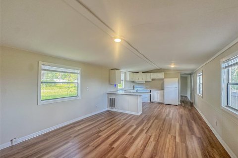 Commercial property in Auburndale, Florida 8 bedrooms, 309.92 sq.m. № 1546537 - photo 4