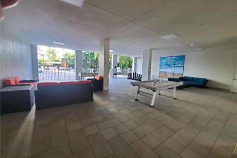 Condo in Sunny Isles Beach, Florida, 1 bedroom  № 1895997 - photo 28