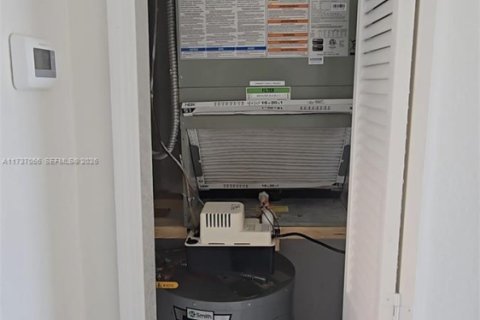 Купить кондоминиум в Хайалиа, Флорида 2 спальни, 74.32м2, № 2025027 - фото 7