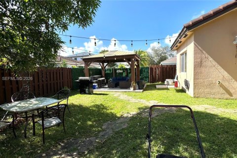 Villa ou maison à vendre à Homestead, Floride: 3 chambres, 143.26 m2 № 2251340 - photo 11