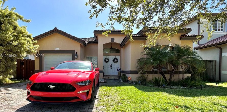 Villa ou maison à Homestead, Floride 3 chambres, 143.26 m2 № 2251340