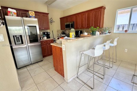 Villa ou maison à vendre à Homestead, Floride: 3 chambres, 143.26 m2 № 2251340 - photo 7