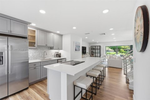 Купить кондоминиум в Бока-Ратон, Флорида 2 спальни, 132.48м2, № 2060735 - фото 5