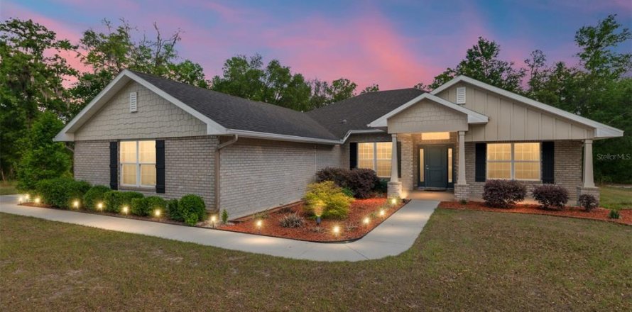 Villa ou maison à High Springs, Floride 4 chambres, 206.06 m2 № 2147774
