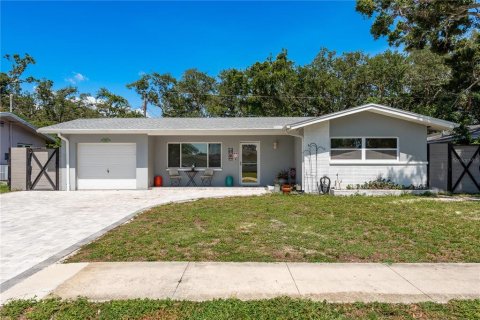 Casa en venta en Largo, Florida, 3 dormitorios, 137.87 m2 № 1803261 - foto 2