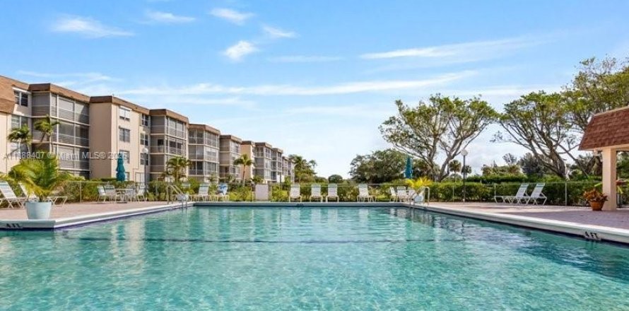 Condominio en Boca Raton, Florida, 2 dormitorios  № 1942299