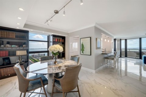Condo in Miami, Florida, 3 bedrooms № 2179066 - photo 7