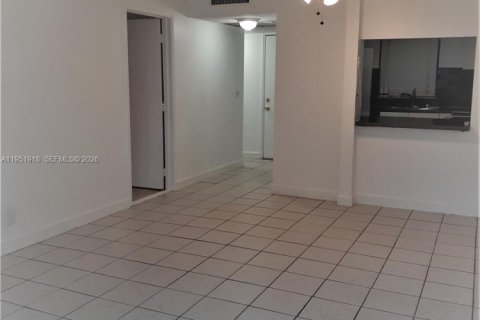 Condominio en alquiler en Davie, Florida, 1 dormitorio, 60.76 m2 № 2054310 - foto 4