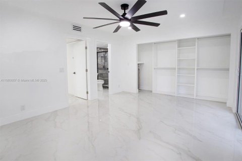 Купить кондоминиум в Пемброк-Пайнс, Флорида 1 спальня, 75.34м2, № 1964752 - фото 20