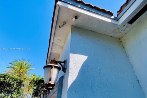 Casa en venta en West Miami, Florida, 4 dormitorios, 207.45 m2 № 2035019 - foto 11