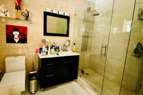 Casa en venta en West Miami, Florida, 4 dormitorios, 207.45 m2 № 2035019 - foto 15