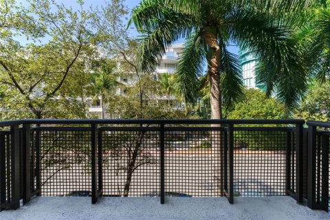 Condominio en venta en Miami Beach, Florida, 2 dormitorios, 157.93 m2 № 1984209 - foto 8