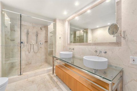 Condominio en venta en Miami Beach, Florida, 2 dormitorios, 157.93 m2 № 1984209 - foto 21