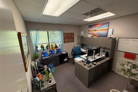 Immobilier commercial à louer à Gainesville, Floride: 673.54 m2 № 2143099 - photo 28