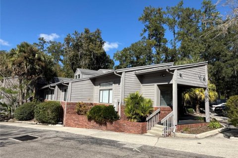 Immobilier commercial à louer à Gainesville, Floride: 673.54 m2 № 2143099 - photo 9
