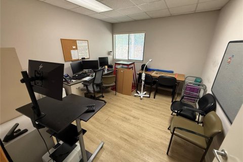 Immobilier commercial à louer à Gainesville, Floride: 673.54 m2 № 2143099 - photo 19