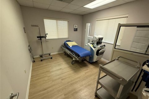 Immobilier commercial à louer à Gainesville, Floride: 673.54 m2 № 2143099 - photo 20
