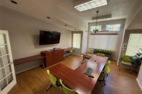 Immobilier commercial à louer à Gainesville, Floride: 673.54 m2 № 2143099 - photo 26