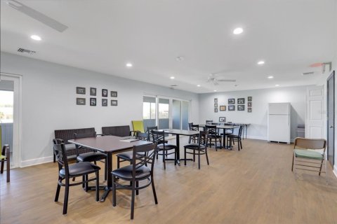 Condo in Port Charlotte, Florida, 2 bedrooms  № 1722929 - photo 27