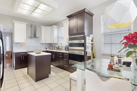 Купить виллу или дом в Киссимми, Флорида 6 комнат, 142.88м2, № 1567653 - фото 11