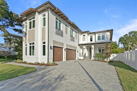 Villa ou maison à vendre à Tampa, Floride: 5 chambres, 531.96 m2 № 1677687 - photo 1