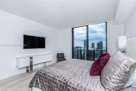 Condominio en alquiler en Miami, Florida, 3 dormitorios, 177.81 m2 № 2007010 - foto 26