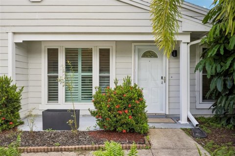 Villa ou maison à vendre à Palm Harbor, Floride: 3 chambres, 96.15 m2 № 2398407 - photo 2