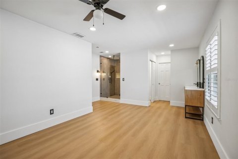 Villa ou maison à vendre à Palm Harbor, Floride: 3 chambres, 96.15 m2 № 2398407 - photo 11
