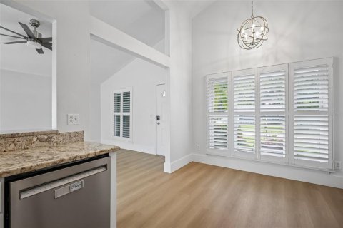 Villa ou maison à vendre à Palm Harbor, Floride: 3 chambres, 96.15 m2 № 2398407 - photo 5