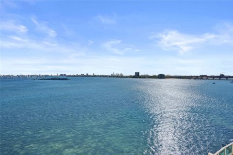 Condominio en venta en Miami, Florida, 1 dormitorio, 78.97 m2 № 1990303 - foto 24