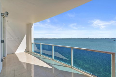 Condominio en venta en Miami, Florida, 1 dormitorio, 78.97 m2 № 1990303 - foto 26