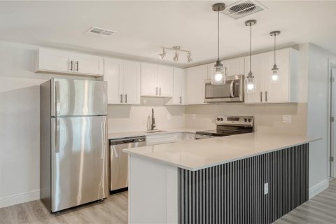 Casa en venta en Venice, Florida, 3 dormitorios, 107.02 m2 № 1743795 - foto 14