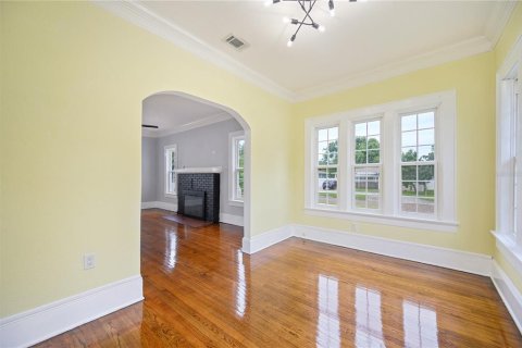 House in Lakeland, Florida 5 bedrooms, 222.97 sq.m. № 2259107 - photo 7