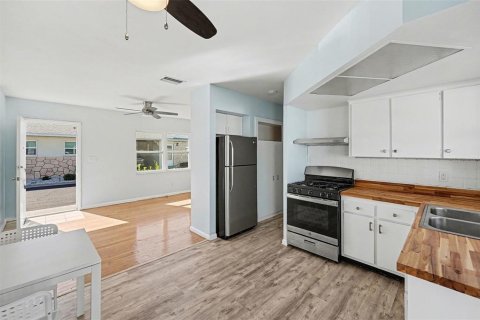 Купить кондоминиум в Семинол, Флорида 5 комнат, 59.46м2, № 2094060 - фото 13