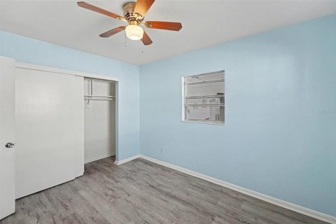 Купить кондоминиум в Семинол, Флорида 5 комнат, 59.46м2, № 2094060 - фото 18