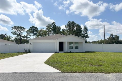 House in Ocala, Florida 4 bedrooms, 154.78 sq.m. № 1909848 - photo 1