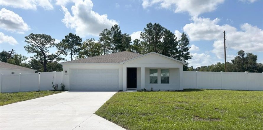House in Ocala, Florida 4 bedrooms, 154.78 sq.m. № 1909848