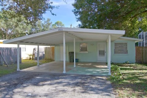 Villa ou maison à louer à Sarasota, Floride: 2 chambres, 71.26 m2 № 1906905 - photo 1