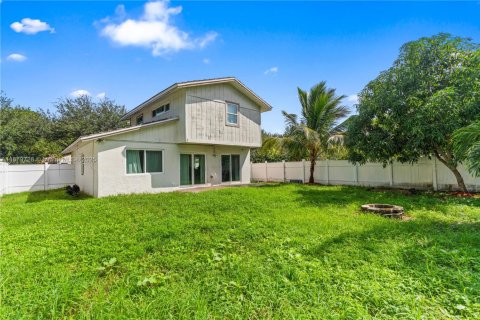 Casa en venta en Coral Springs, Florida, 3 dormitorios, 142.7 m2 № 1930447 - foto 19