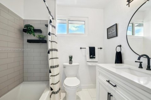 Casa en venta en Coral Springs, Florida, 3 dormitorios, 142.7 m2 № 1930447 - foto 14