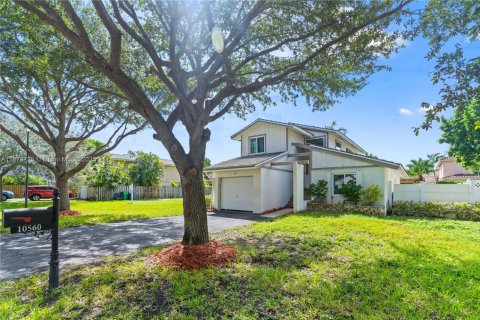 Casa en venta en Coral Springs, Florida, 3 dormitorios, 142.7 m2 № 1930447 - foto 2