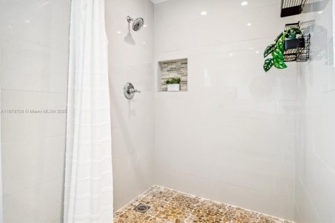 Casa en venta en Coral Springs, Florida, 3 dormitorios, 142.7 m2 № 1930447 - foto 12