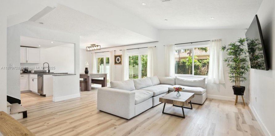 Villa ou maison à Coral Springs, Floride 3 chambres, 142.7 m2 № 1930447