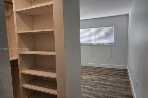 Copropriété à louer à Hialeah, Floride: 2 chambres, 95.13 m2 № 1966272 - photo 28