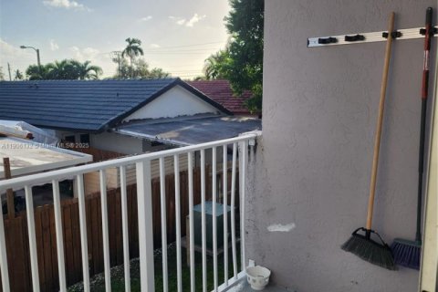 Copropriété à louer à Hialeah, Floride: 2 chambres, 95.13 m2 № 1966272 - photo 26