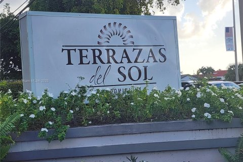 Copropriété à louer à Hialeah, Floride: 2 chambres, 95.13 m2 № 1966272 - photo 30