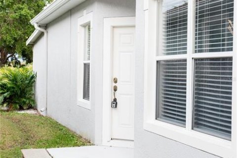 House in Apollo Beach, Florida 3 bedrooms, 138.15 sq.m. № 1620727 - photo 2