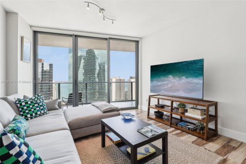 Condominio en venta en Miami, Florida, 1 dormitorio, 64.94 m2 № 2038068 - foto 4